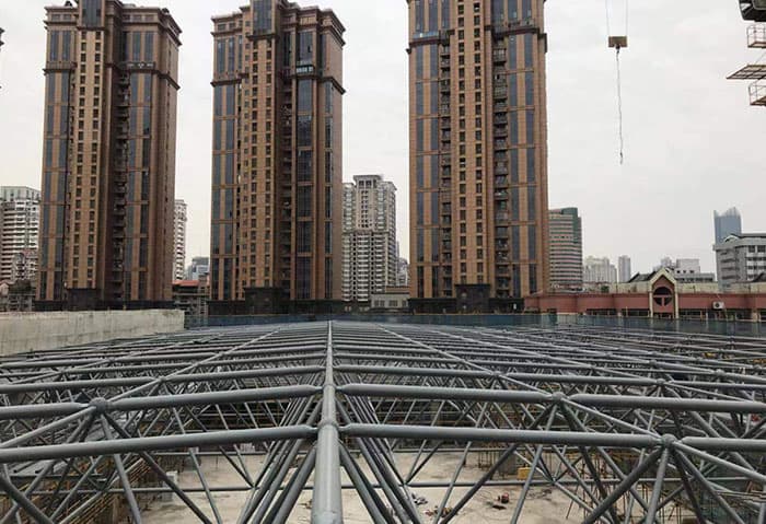 绍兴螺栓球网架结构